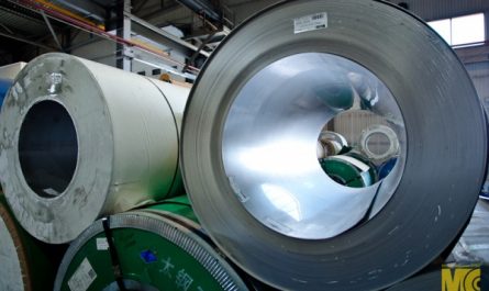 Производство нержавеющей стали в России за январь-май выросло на 6,2%