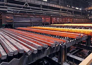 На НЛМК-Урал приостановили производство из-за подтопления цеха