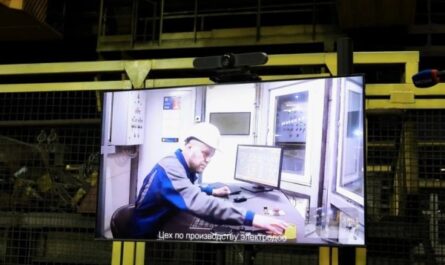 "Челябинский электрометаллургический комбинат" начал остановку электродного производства.