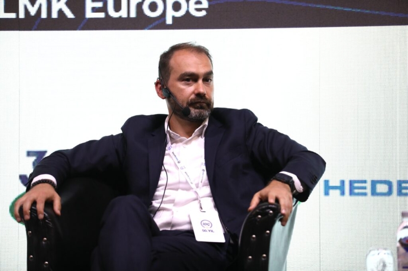 Член правления EUROMETAL Тайфун Ишери на сталелитейном саммите SteelRadar в Чешме