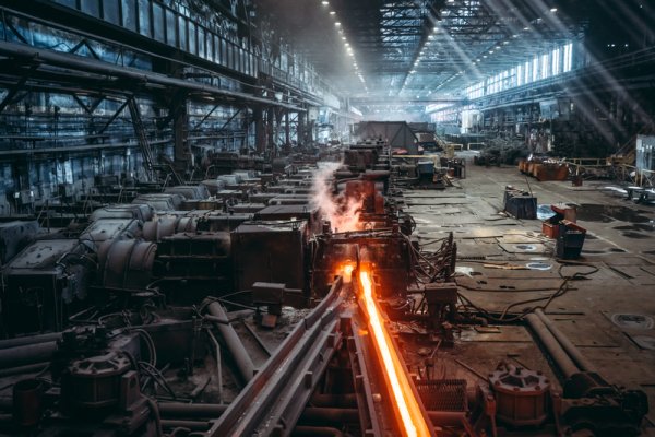 Цены на строительную арматуру к началу лета опустились к уровню конца 2022 года