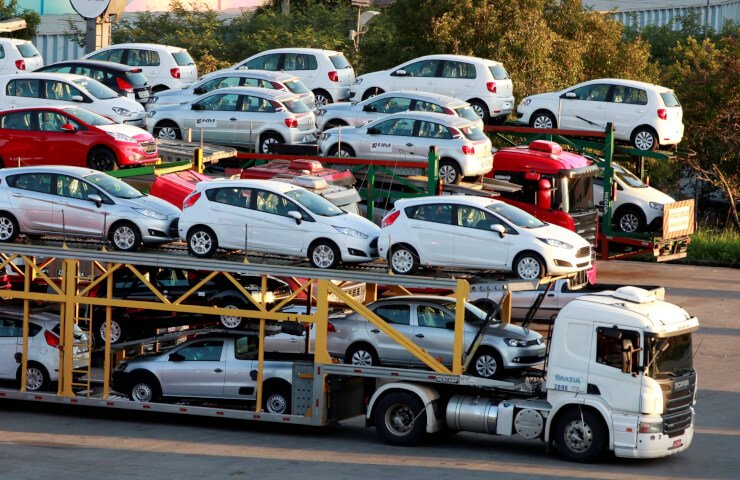 США формализовали квоту на импорт автомобилей для Великобритании