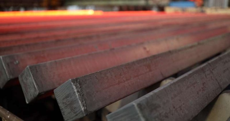 экспорт стальных полуфабрикатов упал на 34%