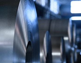 ММК: в I полугодии производство стали было снижено на 18,2%
