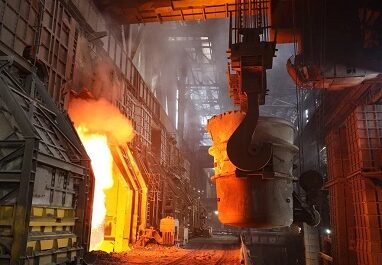 На ЧерМК завершили переоснащение агрегатов сталеплавильного производства