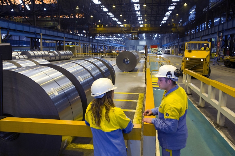 Квартальные объемы продаж Tata Steel в Великобритании и Нидерландах снизились