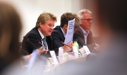 EUROFER предупреждает о растущем избытке стали и призывает к срочным мерам ЕС