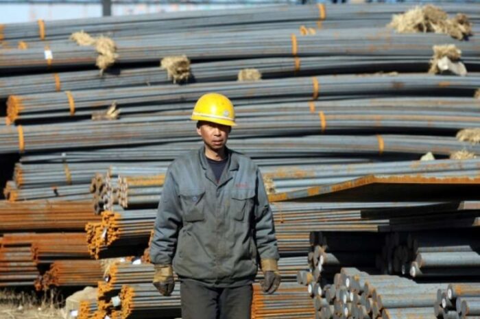 В марте объем производства стали в Китае уменьшился на 6,3%
